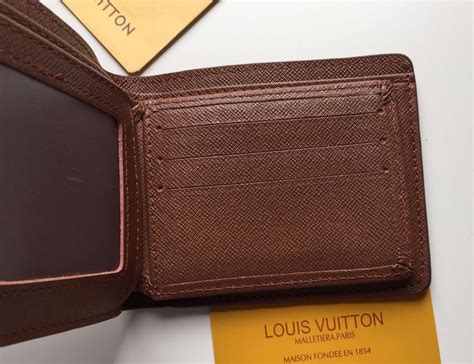 carteiras louis vuitton masculina|cartera de piel hombre.